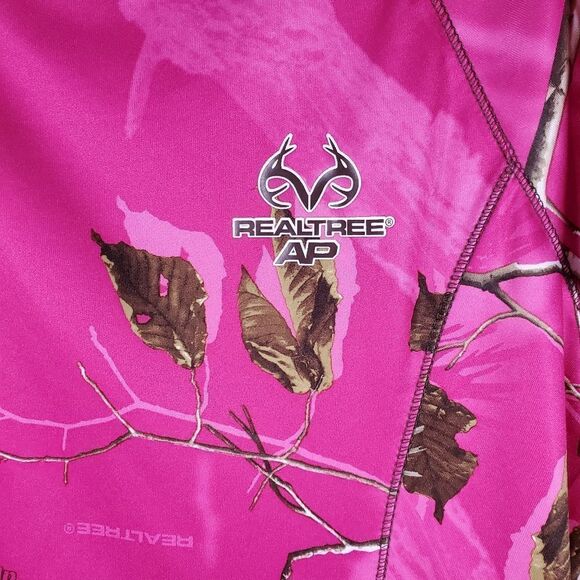 Realtree Hot Pink Woods Forest Camo Outdoor DryTech Active Crew Neck Tee Shirt - Picture 5 of 7